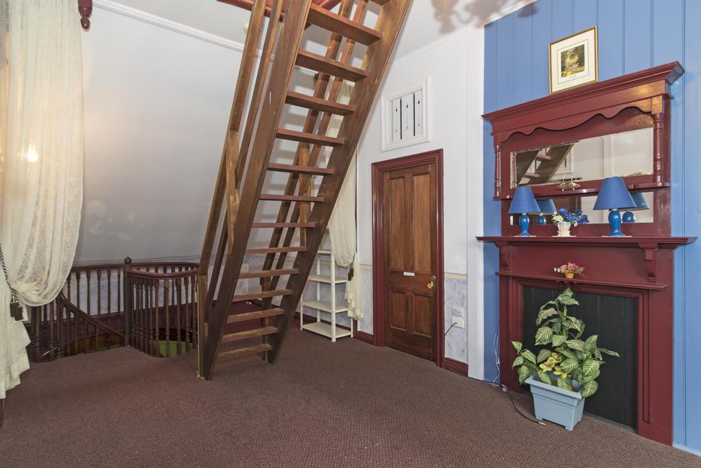 Stannum House Bed & Breakfast Tenterfield Exterior photo